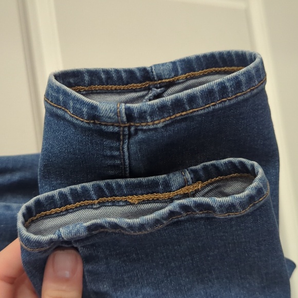 Old Navy Jeggings - Picture 6 of 8